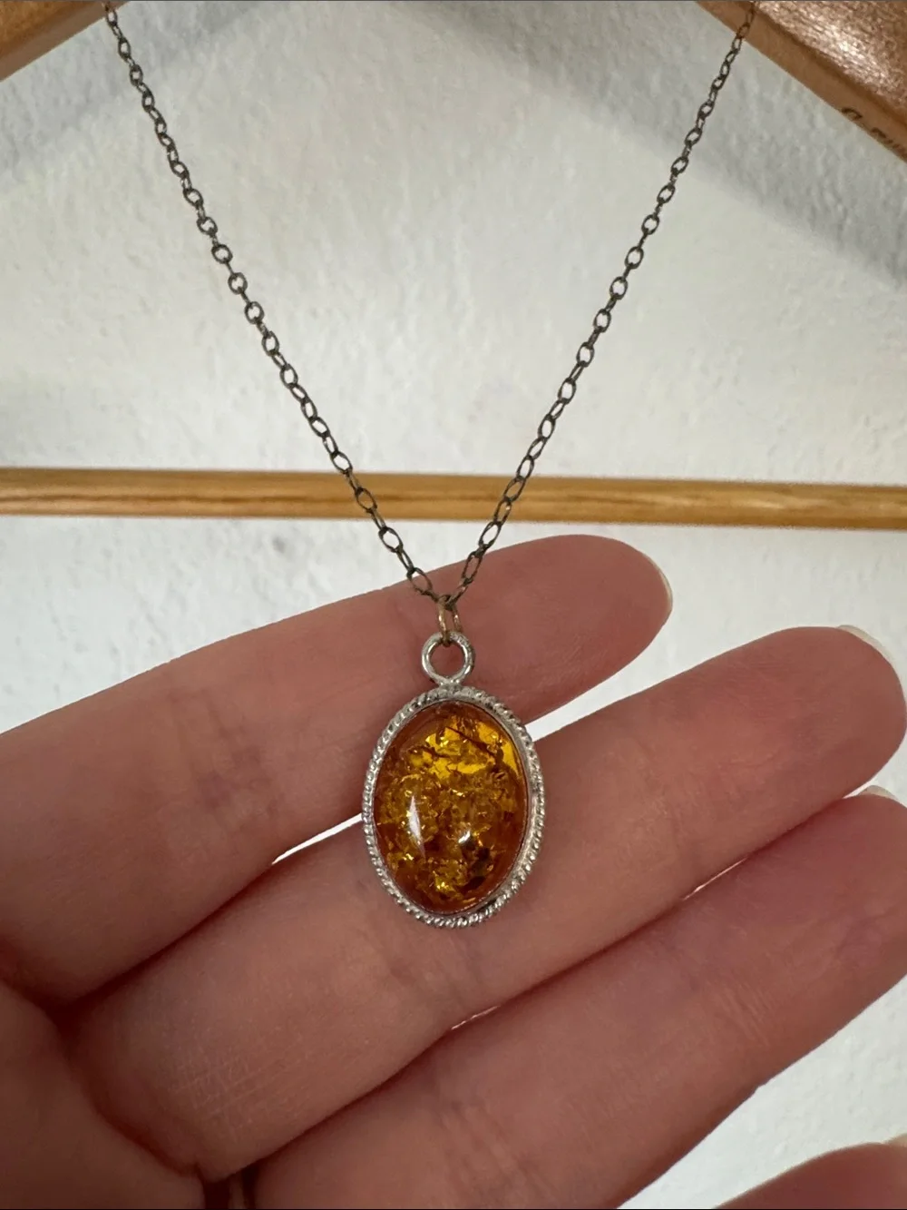 Amber Style Necklace
